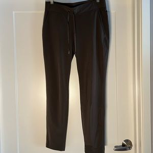 Athleta Midtown Ankle Pant Joggers Sz 6